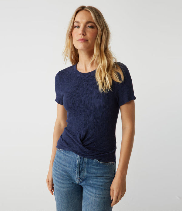STELLA TWISTED FRONT TEE - NOCT